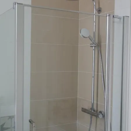 Maison Latour 3*