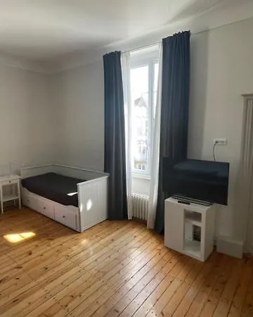 Maison Latour Nocleg ze śniadaniem Cholet