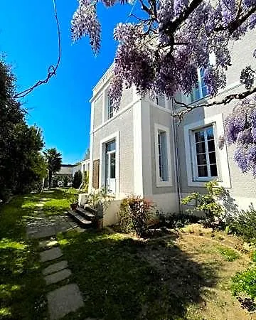 Maison Latour